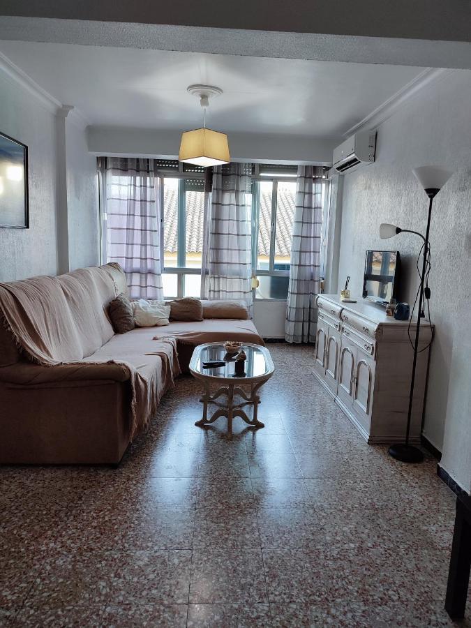 Precioso piso, 3 dormitorios, aire acondicionado Jerez de la Frontera Exterior foto