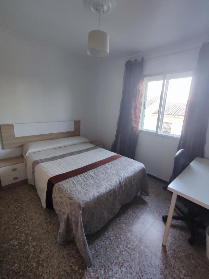 Precioso piso, 3 dormitorios, aire acondicionado Jerez de la Frontera Exterior foto